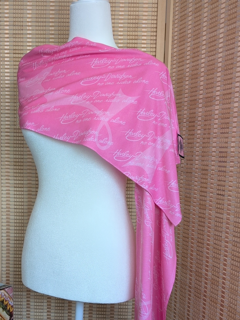 Harley-Davidson Pink Logo Wrap Scarf "No One Rides Alone" Soft & Warm 11x66 - Picture 2 of 5